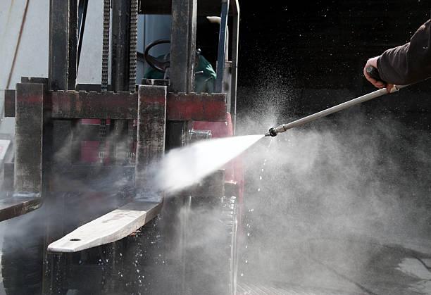 Best Roof Washing  in North Lakeville, MA